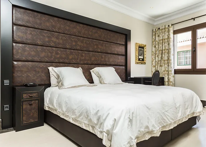 Rok Plaza (adults Only)