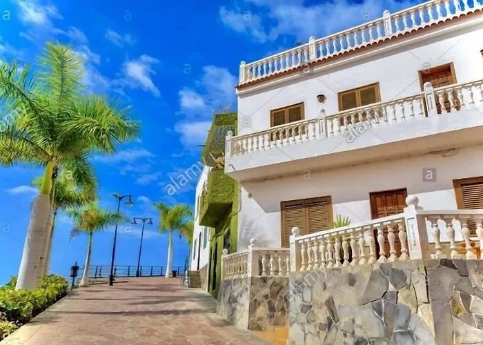 Rok Plaza (adults Only) *